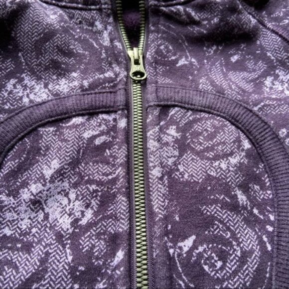 Lululemon size 2 Scuba Hoodie *Stretch purple rose 2 - Picture 12 of 12